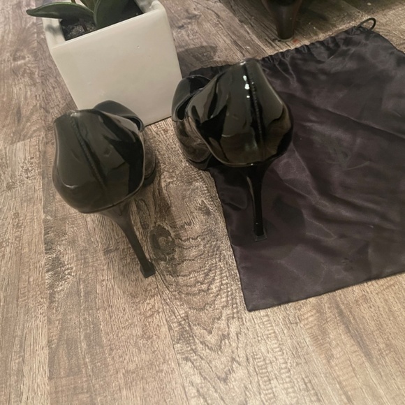 Yves Saint Laurent Black patent leather size 39 1/2 - Picture 4 of 5